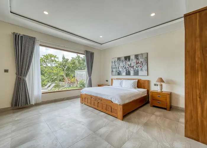 Quiet 2br With Ocean View In